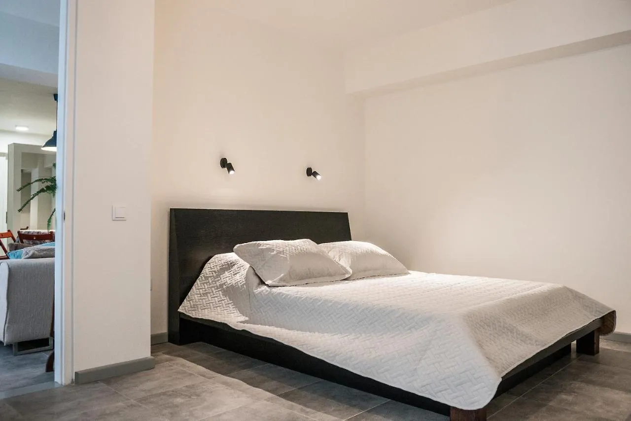 Cozy Apartment With The Inner Garden In Central Vake Tbilisi Georgia